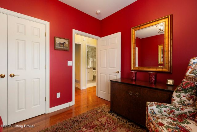 710 Tessin Way, Louisville, KY 40223