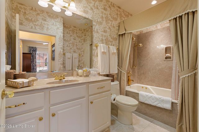 710 Tessin Way, Louisville, KY 40223