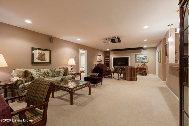 710 Tessin Way, Louisville, KY 40223