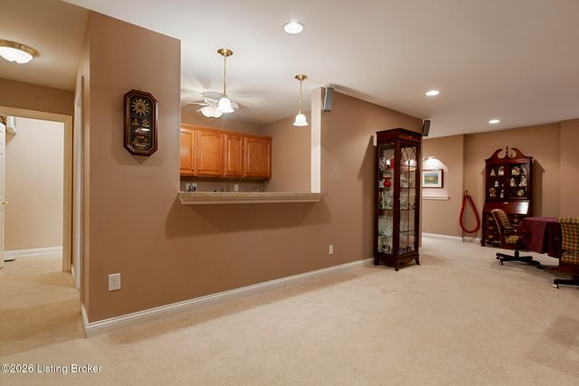 710 Tessin Way, Louisville, KY 40223