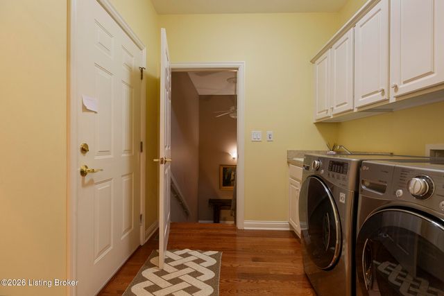 710 Tessin Way, Louisville, KY 40223