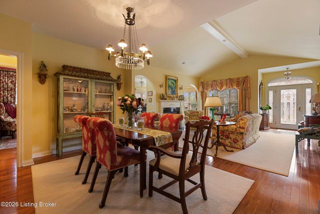 710 Tessin Way, Louisville, KY 40223