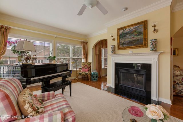 710 Tessin Way, Louisville, KY 40223