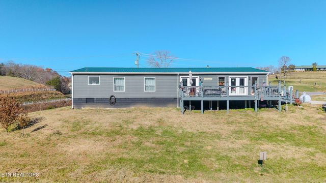 807 Gists Creek Rd, Sevierville, TN 37876