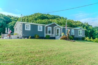 807 Gists Creek Rd, Sevierville, TN 37876