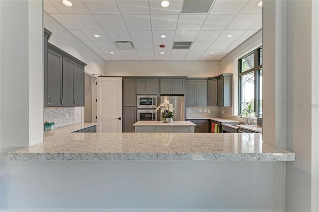 6075 SAWGRASS LAKE COURT, Nokomis, FL 34275