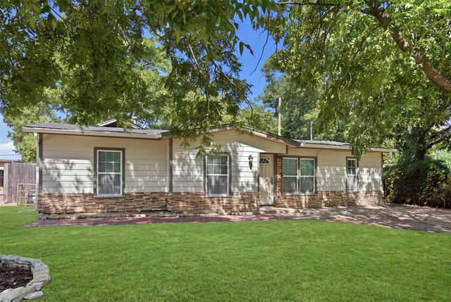 1218 Diana Drive, Arlington, TX 76011