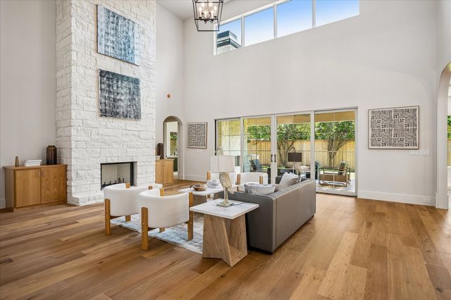 3304 Townsend Drive, Dallas, TX 75229