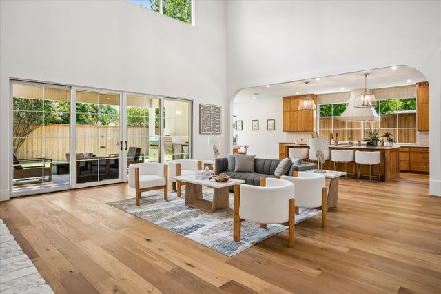 3304 Townsend Drive, Dallas, TX 75229