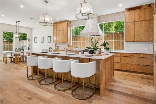 3304 Townsend Drive, Dallas, TX 75229