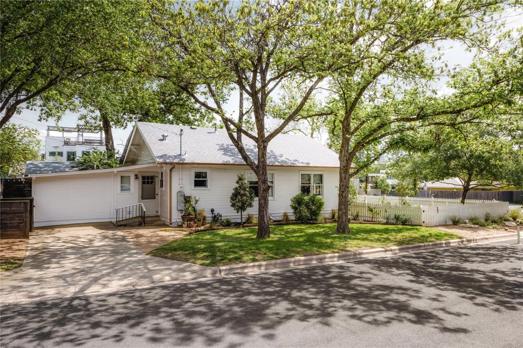 1504 Bluebonnet LN, Austin, TX 78704