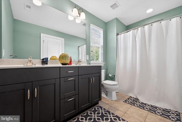 1132 FULLING MILL LN, Haddon Heights, NJ 08035