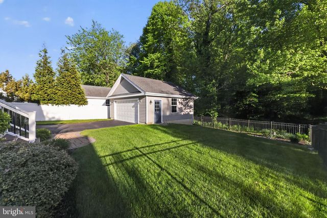 1132 FULLING MILL LN, Haddon Heights, NJ 08035