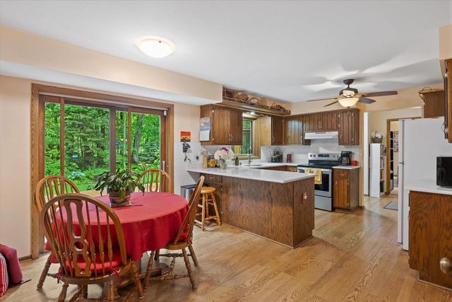 3145 S Manor COURT, New Berlin, WI 53151