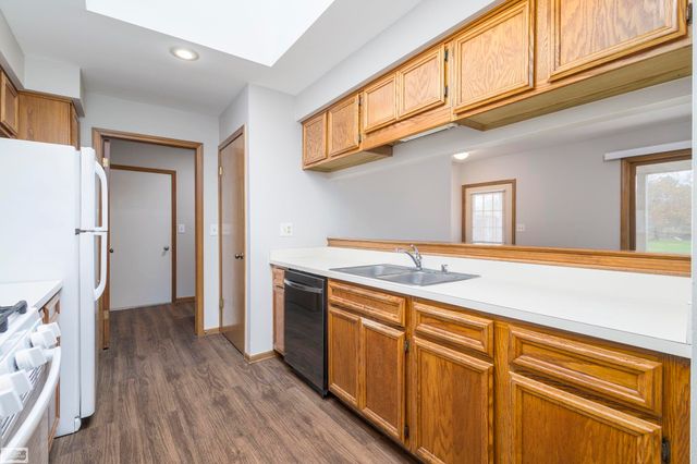 49309 Chesterfield Court, Utica, MI 48315