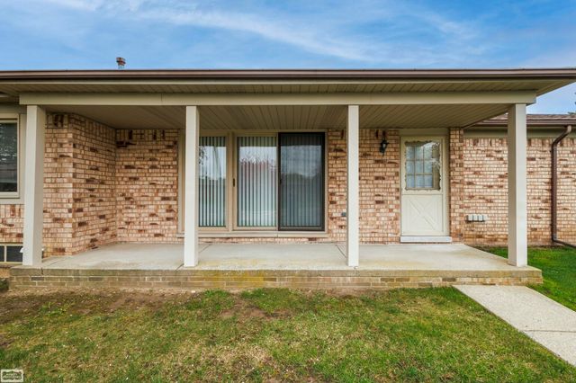 49309 Chesterfield Court, Utica, MI 48315