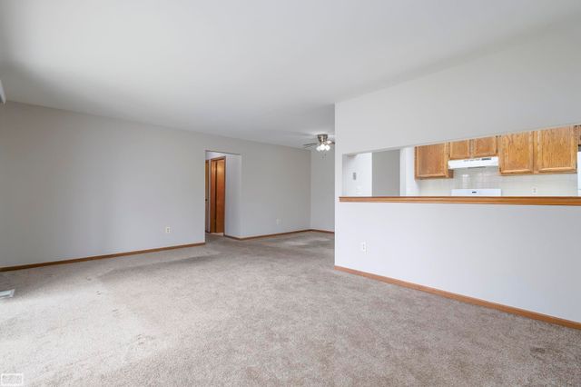 49309 Chesterfield Court, Utica, MI 48315