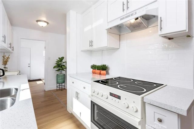 809 Caylor, Bakersfield, CA 93304