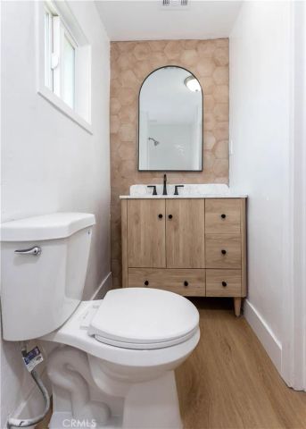 809 Caylor, Bakersfield, CA 93304