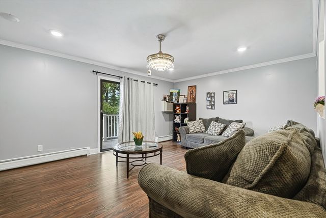37 Hosmer St 17, Marlborough, MA 01752