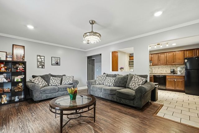 37 Hosmer St 17, Marlborough, MA 01752
