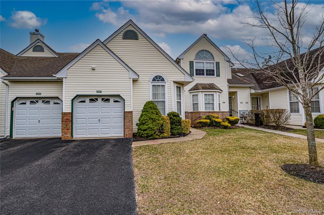 2807 Eve Ann Drive, Port Jefferson Station, NY 11776