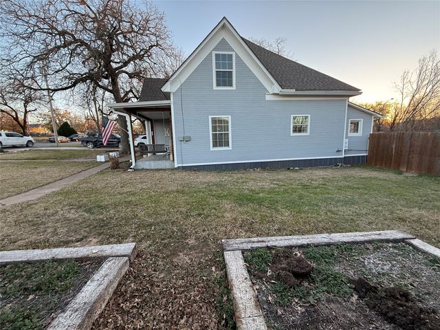 407 S Reagan, Hamilton, TX 76531