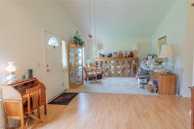 6433 Oberlin Road, Amherst, OH 44001