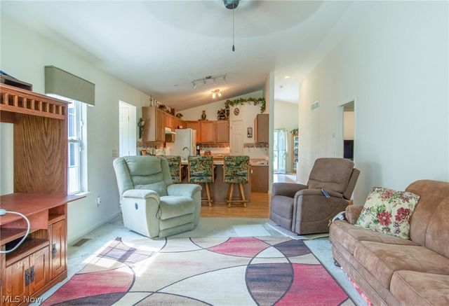 6433 Oberlin Road, Amherst, OH 44001