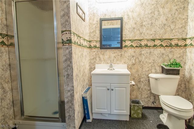 6433 Oberlin Road, Amherst, OH 44001