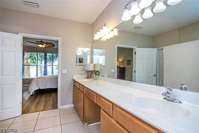 11620 Navarro WAY 2404, Fort Myers, FL 33908