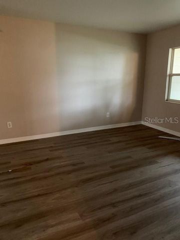 1940 64TH AVENUE N, St Petersburg, FL 33702