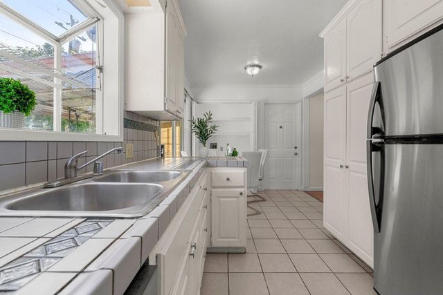 1340 Sharp Avenue, Campbell, CA 95008