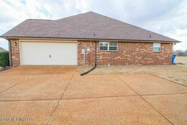 7637 Wisteria Drive, Olive Branch, MS 38654