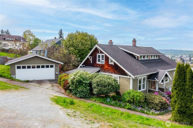 400 Cedar Avenue S, Renton, WA 98057