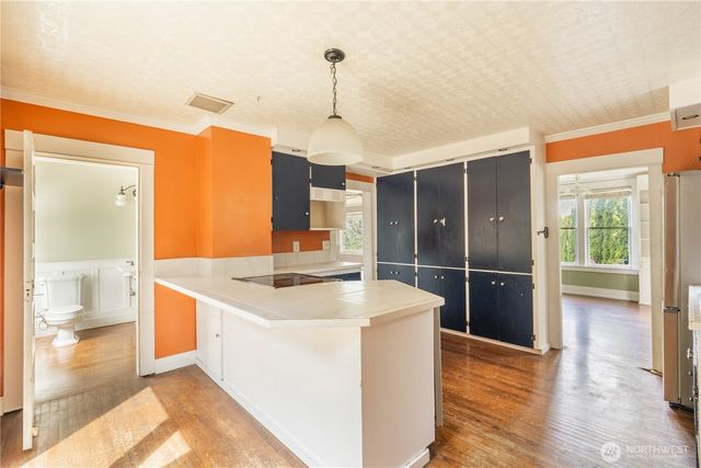 400 Cedar Avenue S, Renton, WA 98057