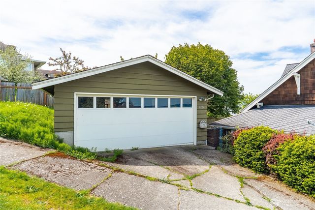 400 Cedar Avenue S, Renton, WA 98057