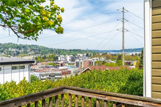 400 Cedar Avenue S, Renton, WA 98057