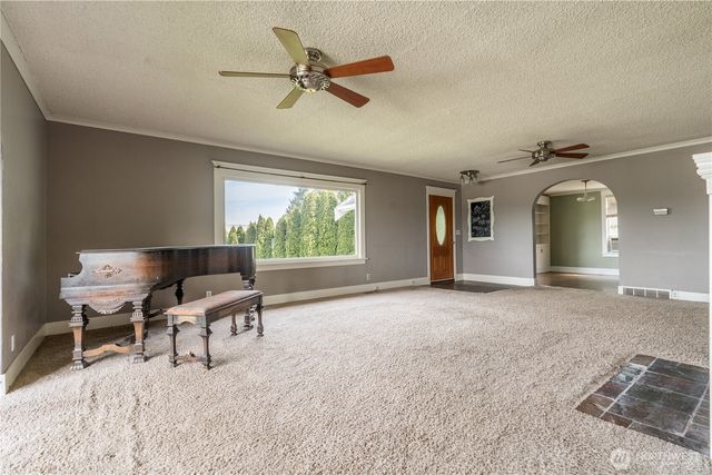 400 Cedar Avenue S, Renton, WA 98057