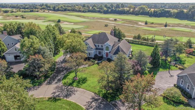 350 Laurel Way, Laurel, NY 11948