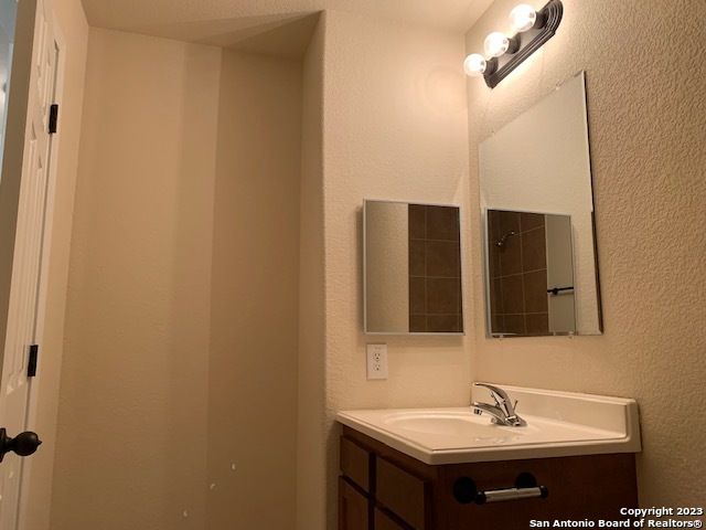 16843 Dancing Ava Unit 2, Selma, TX 78154