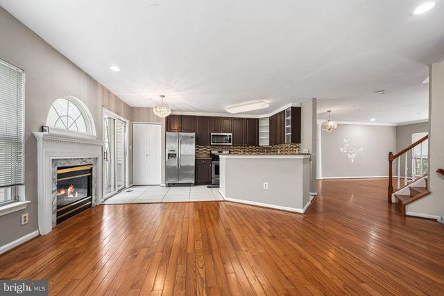 7761 HERITAGE FARM DR, Montgomery Village, MD 20886