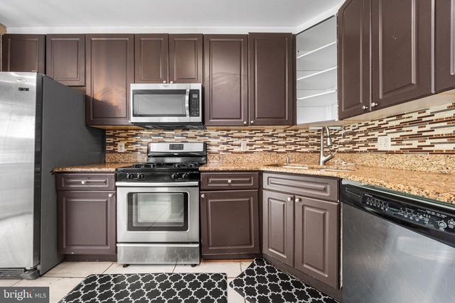 7761 HERITAGE FARM DR, Montgomery Village, MD 20886