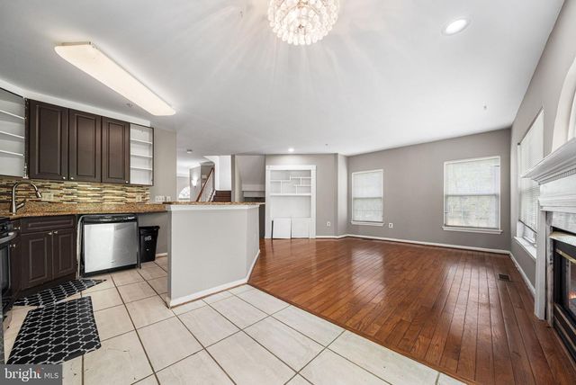 7761 HERITAGE FARM DR, Montgomery Village, MD 20886
