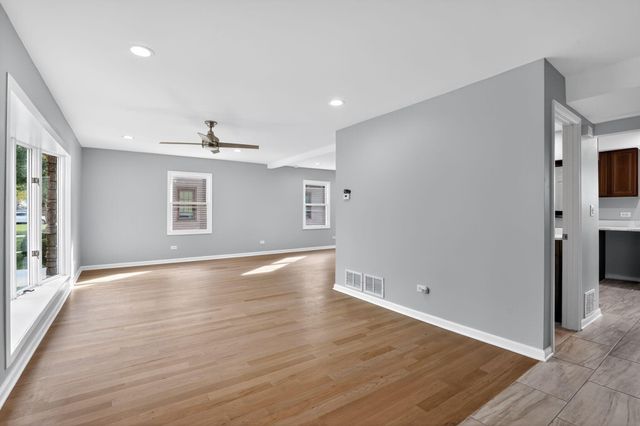 8318 Howard Avenue, Munster, IN 46321