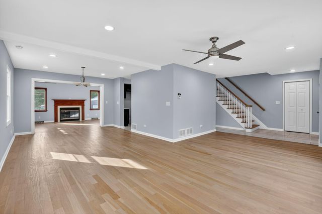 8318 Howard Avenue, Munster, IN 46321
