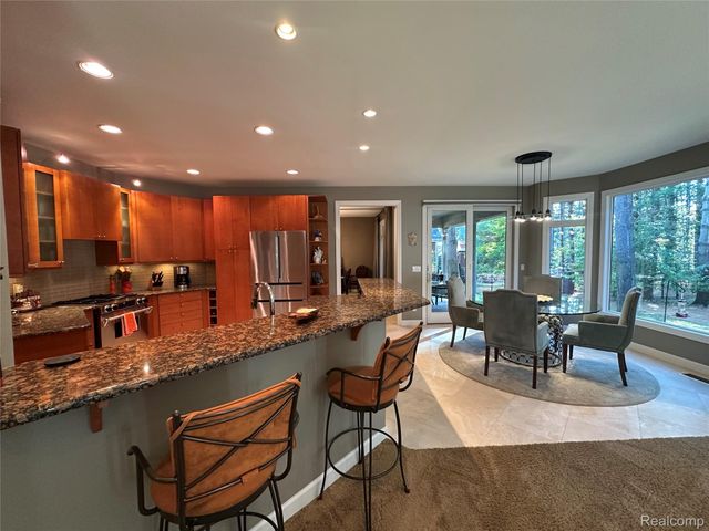 9112 Roger Scott, Hamburg Township, MI 48116