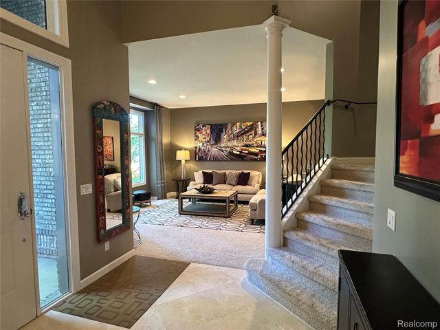 9112 Roger Scott, Hamburg Township, MI 48116