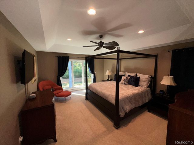 9112 Roger Scott, Hamburg Township, MI 48116