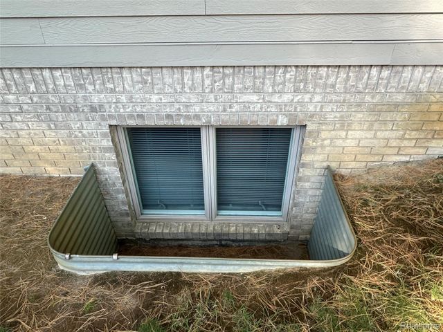 9112 Roger Scott, Hamburg Township, MI 48116